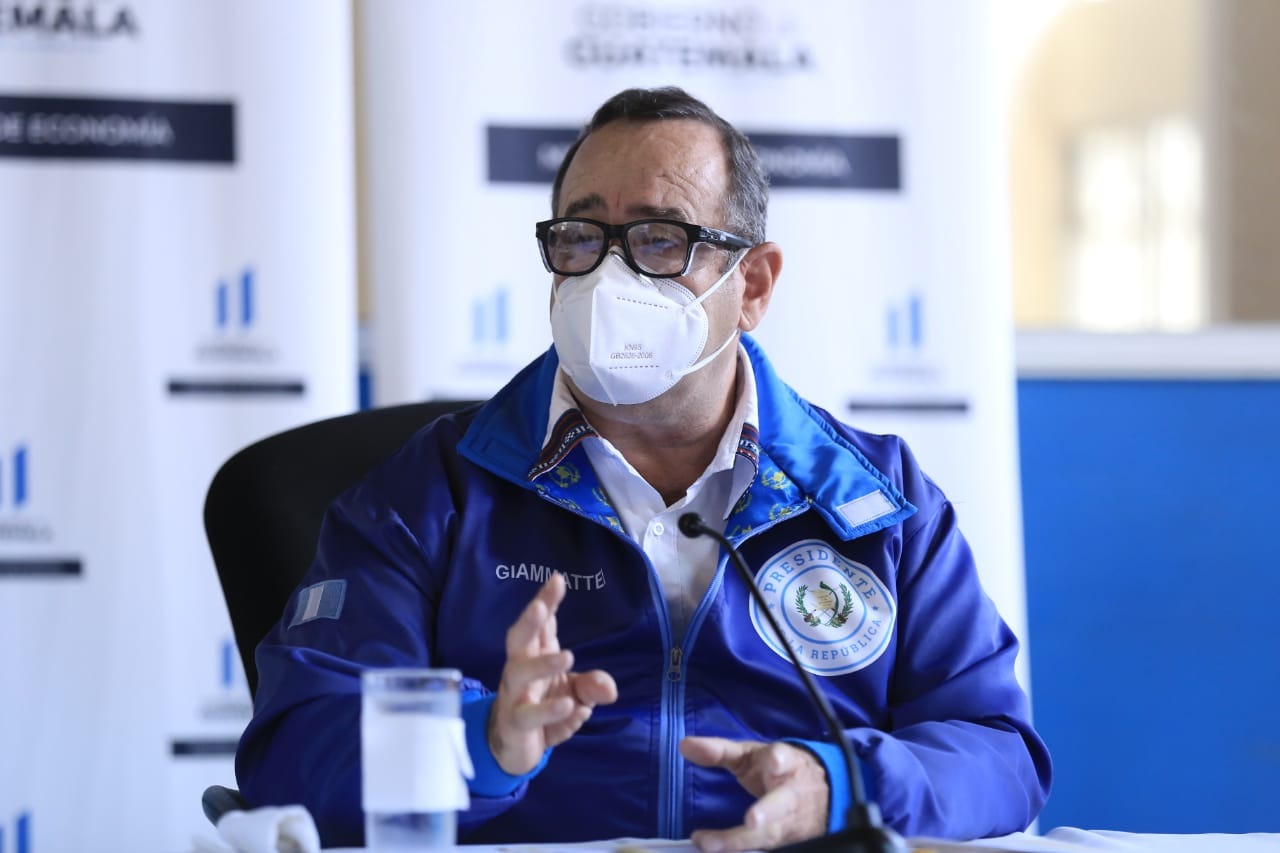 Presidente Alejandro Giammattei: “Nos pondremos de pie y avanzaremos juntos”