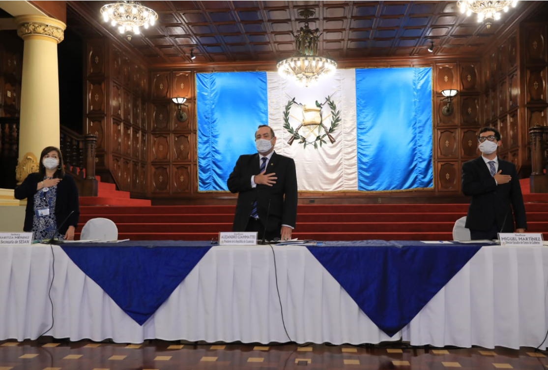 Presidente dirige reunión de la Gran Cruzada Nacional por la Nutrición