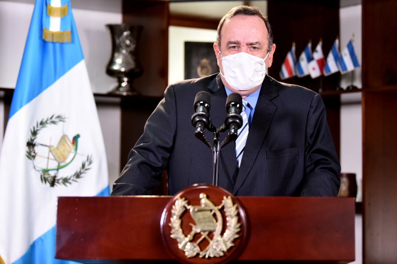 Presidente cadena nacional domingo