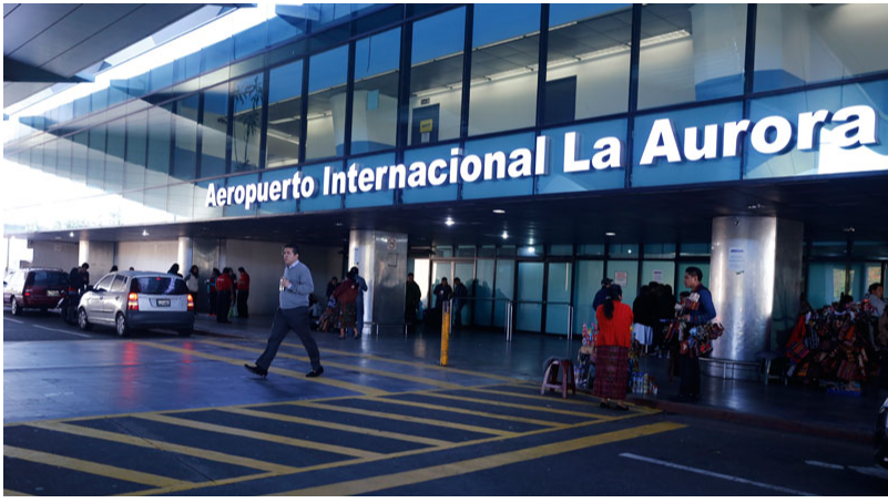 Aeropuerto Internacional La Aurora recupera espacios publicitarios tras disputa de ocho años