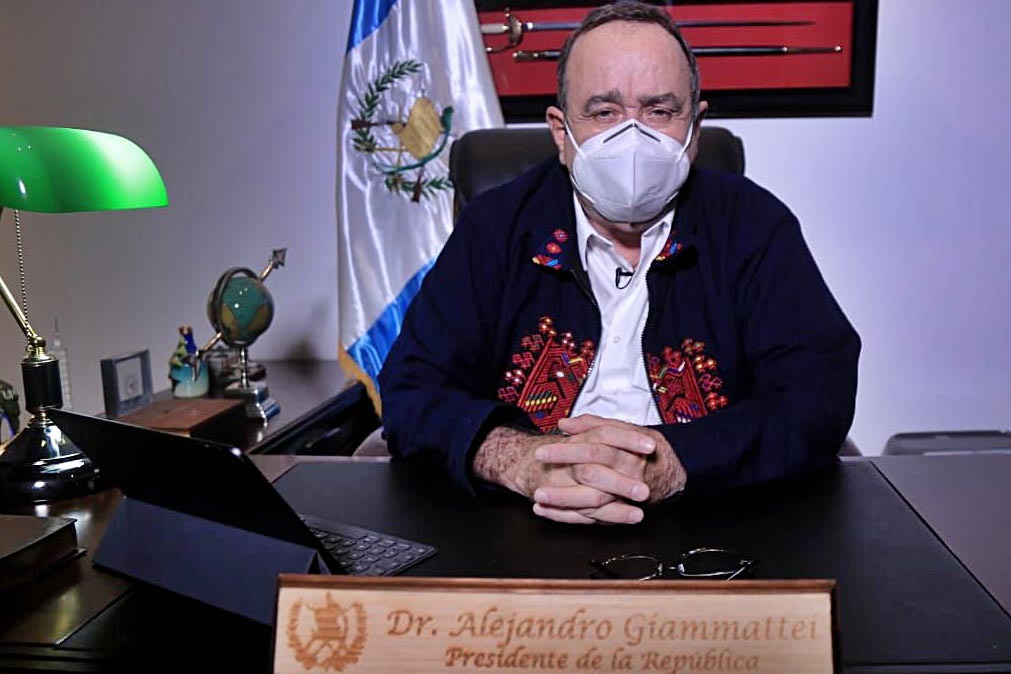 Mandatario Alejandro Giammattei anuncia que disposiciones por coronavirus continuarán