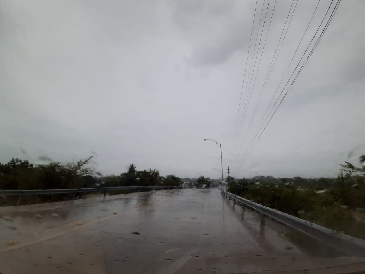 Conred destaca atención de emergencias por el paso de la tormenta tropical Nana