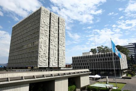 Mandatario destaca recuperación de la economía y remesas