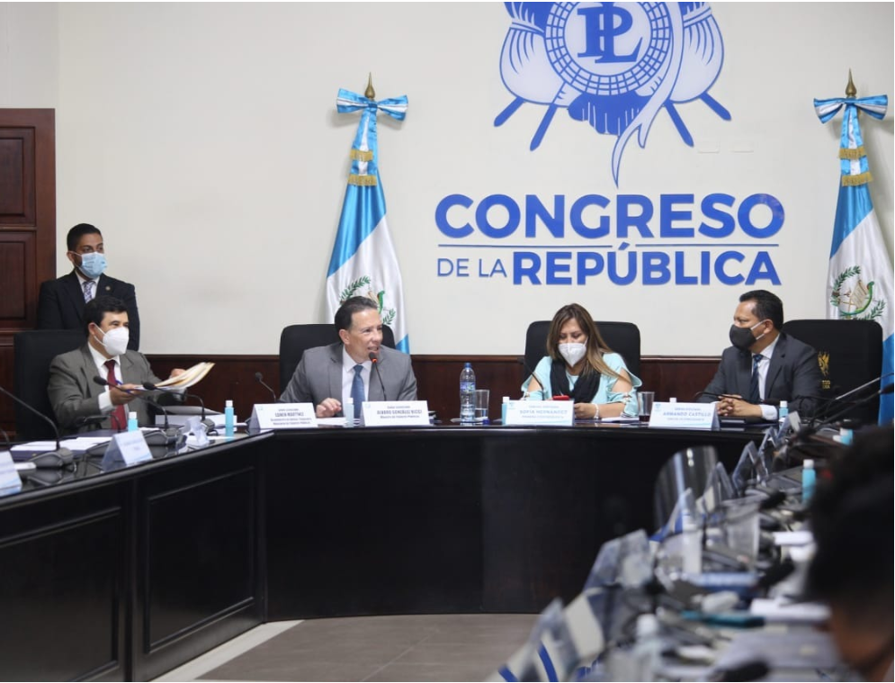 Minfin presenta proyecto de presupuesto 2021 a jefes de bloque del Congreso