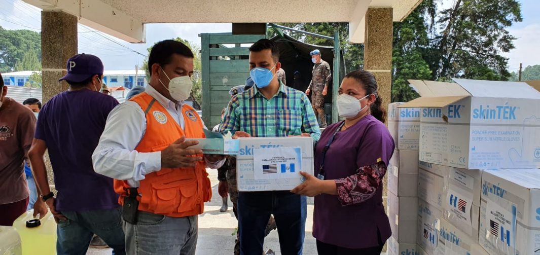 Estados Unidos dona a Guatemala insumos de protección personal para evitar contagio de COVID-19