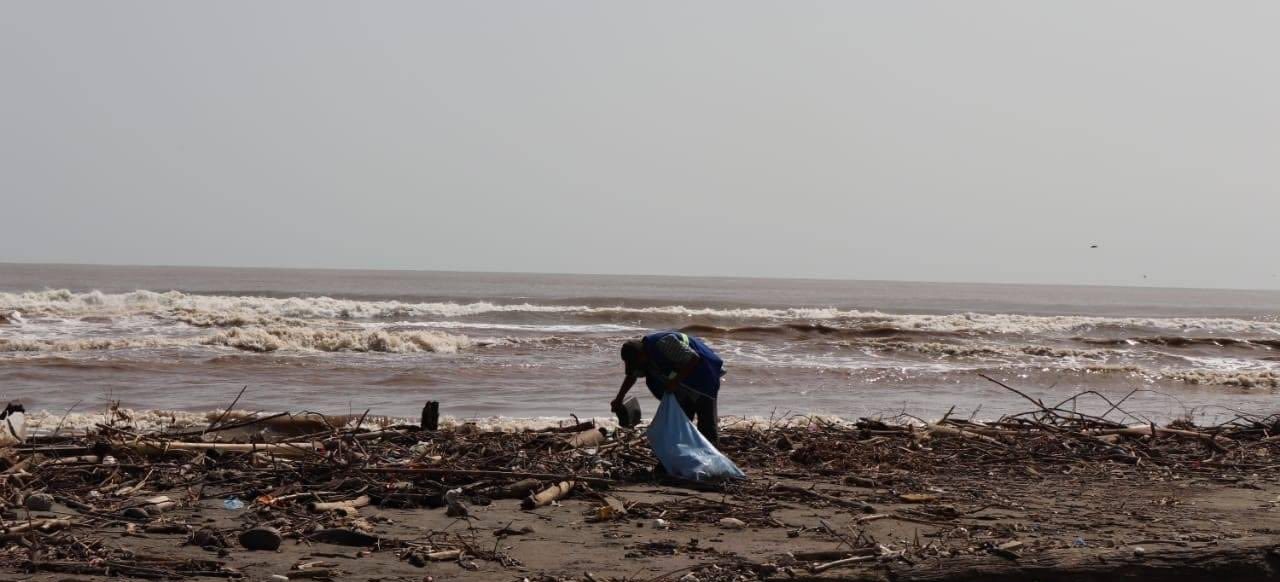 MARN TRABAJA EN RÍO MOTAGUA