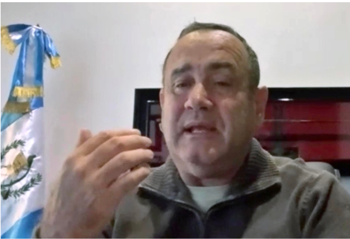 presidente Alejandro Giammattei,