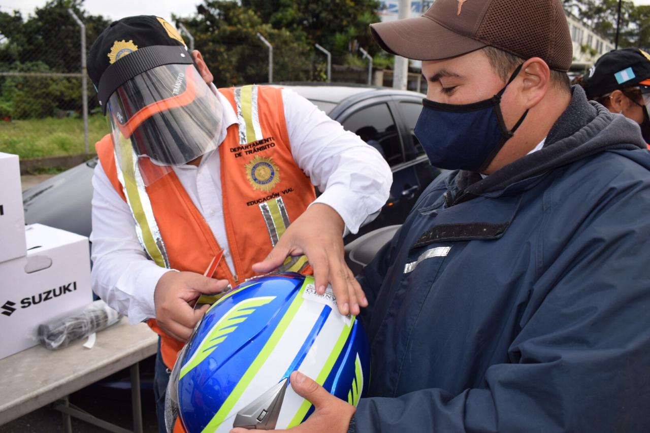 PNC desarrolla campaña de educación vial a motoristas