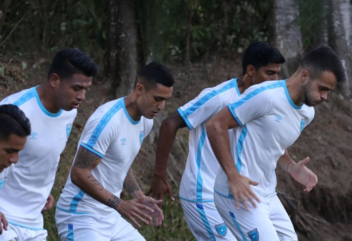 Amarini Villatoro llama a 25 futbolistas para la primera semana de trabajo de la bicolor