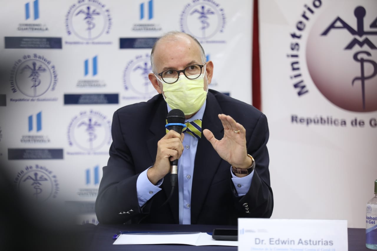 Edwin Asturias, director de la Coprecovid.