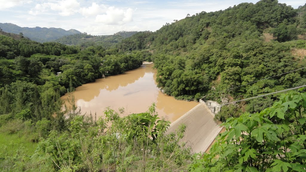 Colocarán cercas en río Las Vacas para recolectar desechos sólidos
