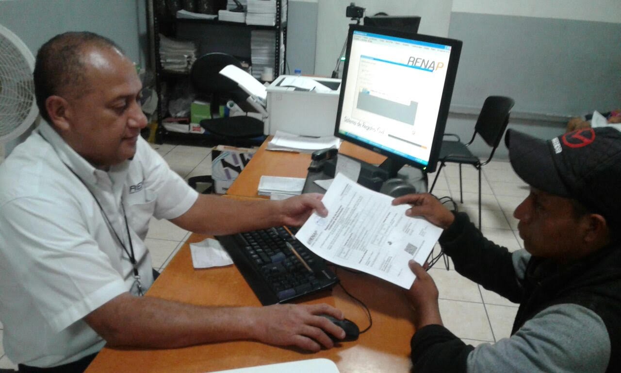 Guatemaltecos podrán tramitar el certificado de nacimiento en el extranjero