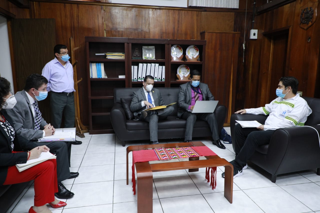 Comisión contra la Corrupción da seguimiento a transferencias en Caminos