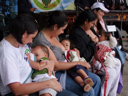 Conozca los beneficios de la lactancia materna