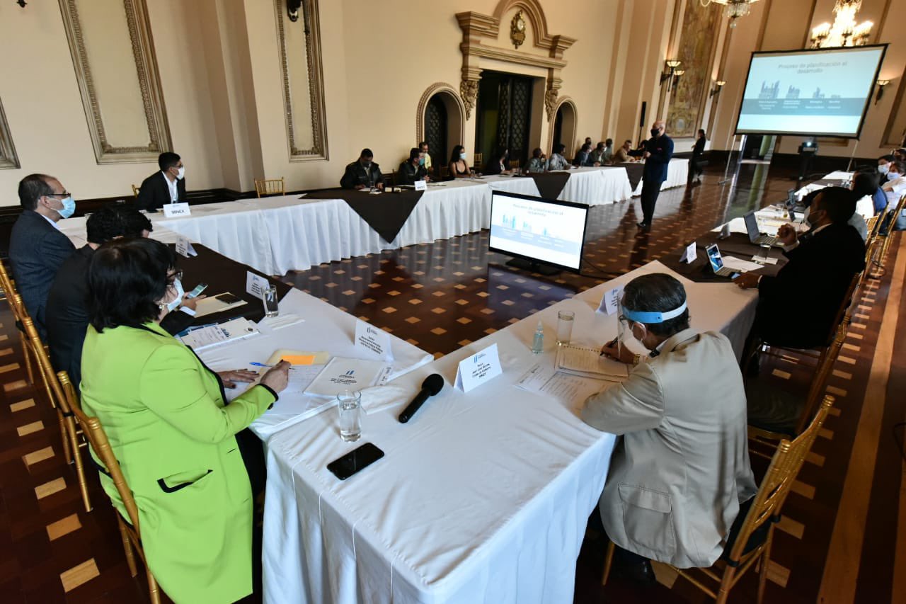 Plantean la reformulación de 20 políticas públicas de Guatemala