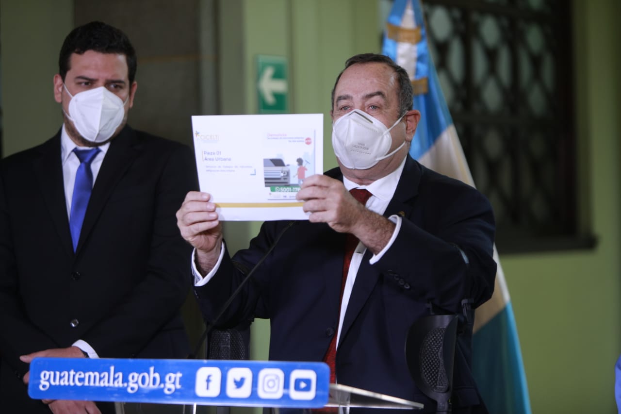 presidente Alejandro Giammattei,