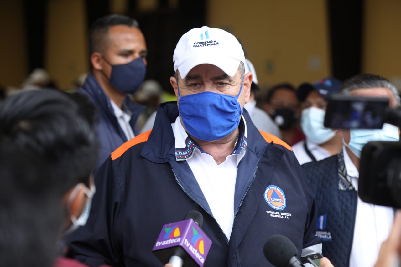 Entregan más de 36 mil libras de alimentos a población damnificada