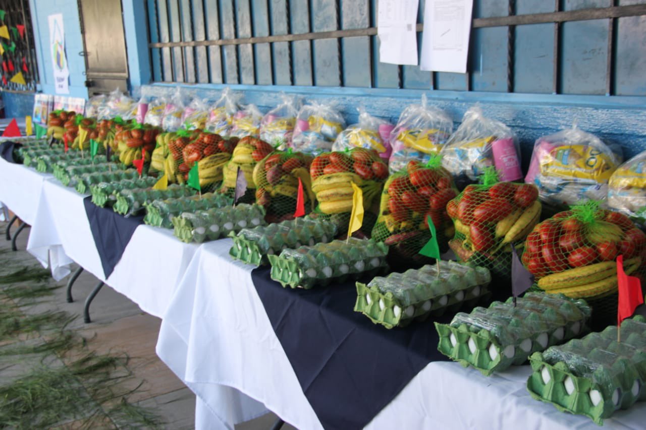 Comienza la quinta entrega de alimentos a estudiantes del sector público