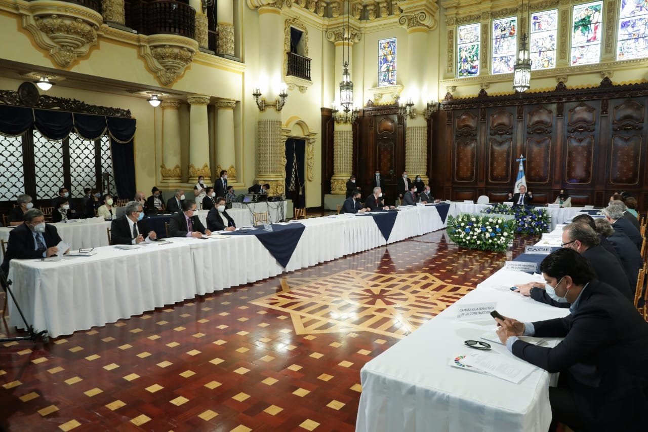 Ejecutivo propone crear una comisión de verificación presupuestaria