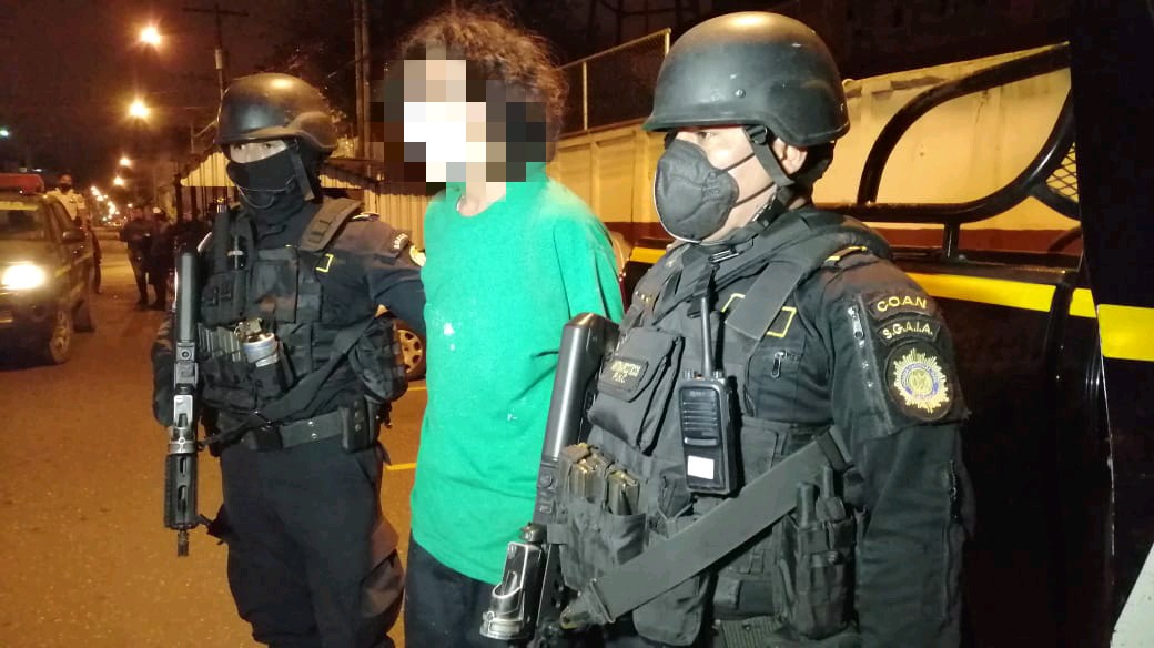 Capturan a supuestos responsables de disturbios en manifestación.