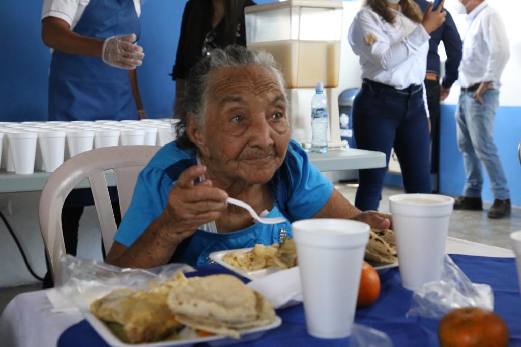 Alimentos que llevan esperanza a población de San Diego