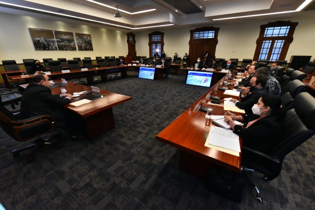 Decretan estado de calamidad pública en nueve departamentos del país