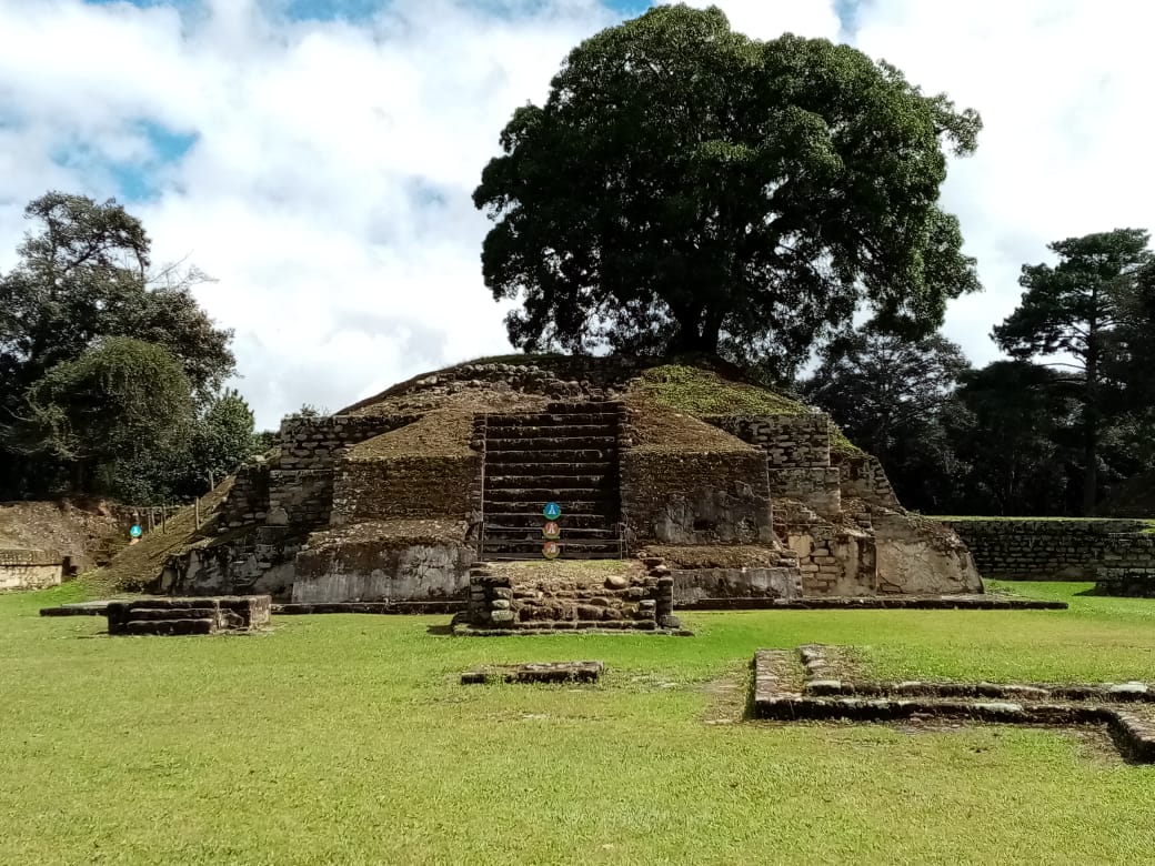 Analizan recategorización de parques naturales Iximché y Cerro del Baúl