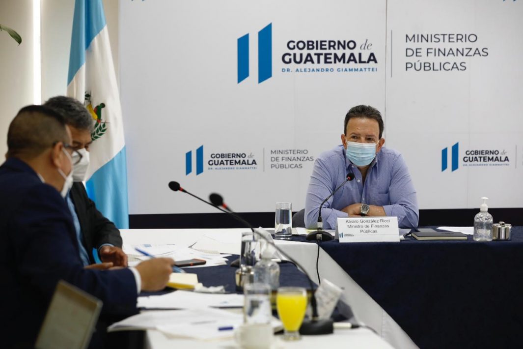 Establecen nómina de seis candidatos para integrar Directorio de la SAT