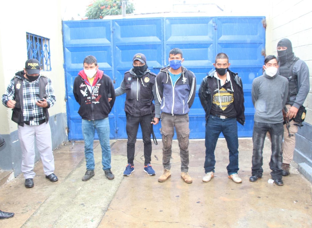 Capturan a familiares sindicados de abusar de una menor en Jalapa