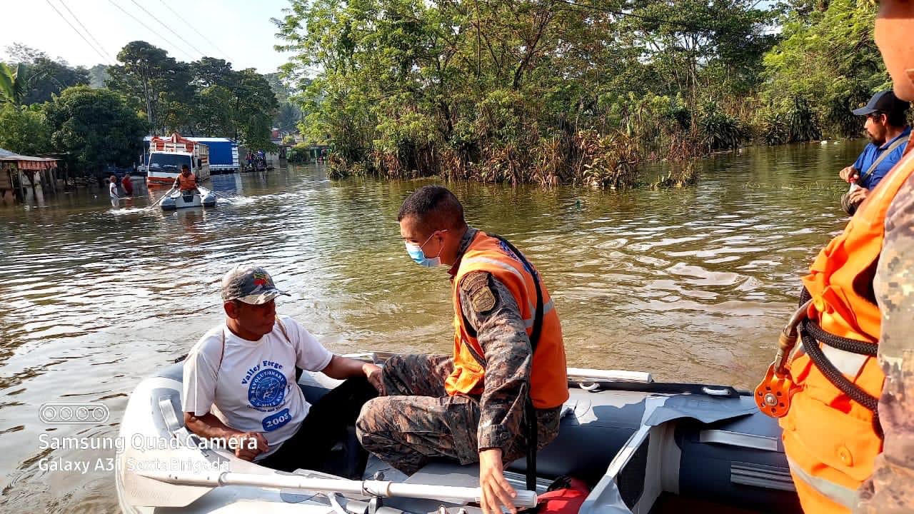 depresión tropical Eta