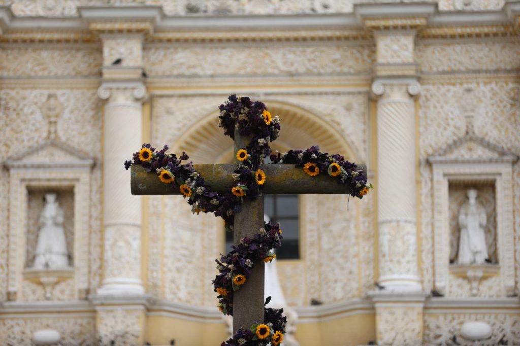 Antigua Guatemala celebra el Festival de las Flores