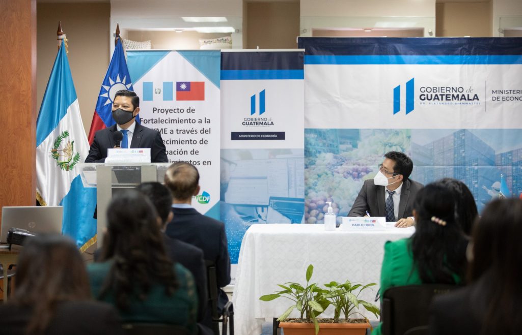 Inauguran segundo ciclo de programa de incubación de emprendimientos
