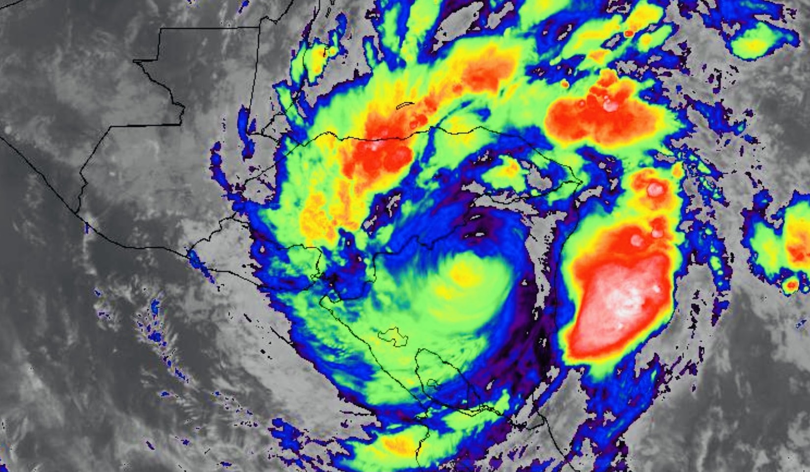 Iota se degrada a tormenta tropical y se ubica sobre el norte de Nicaragua