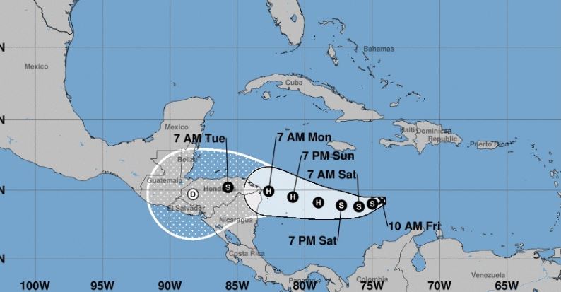 Prevén incremento de lluvias a partir del domingo por depresión tropical en el mar Caribe