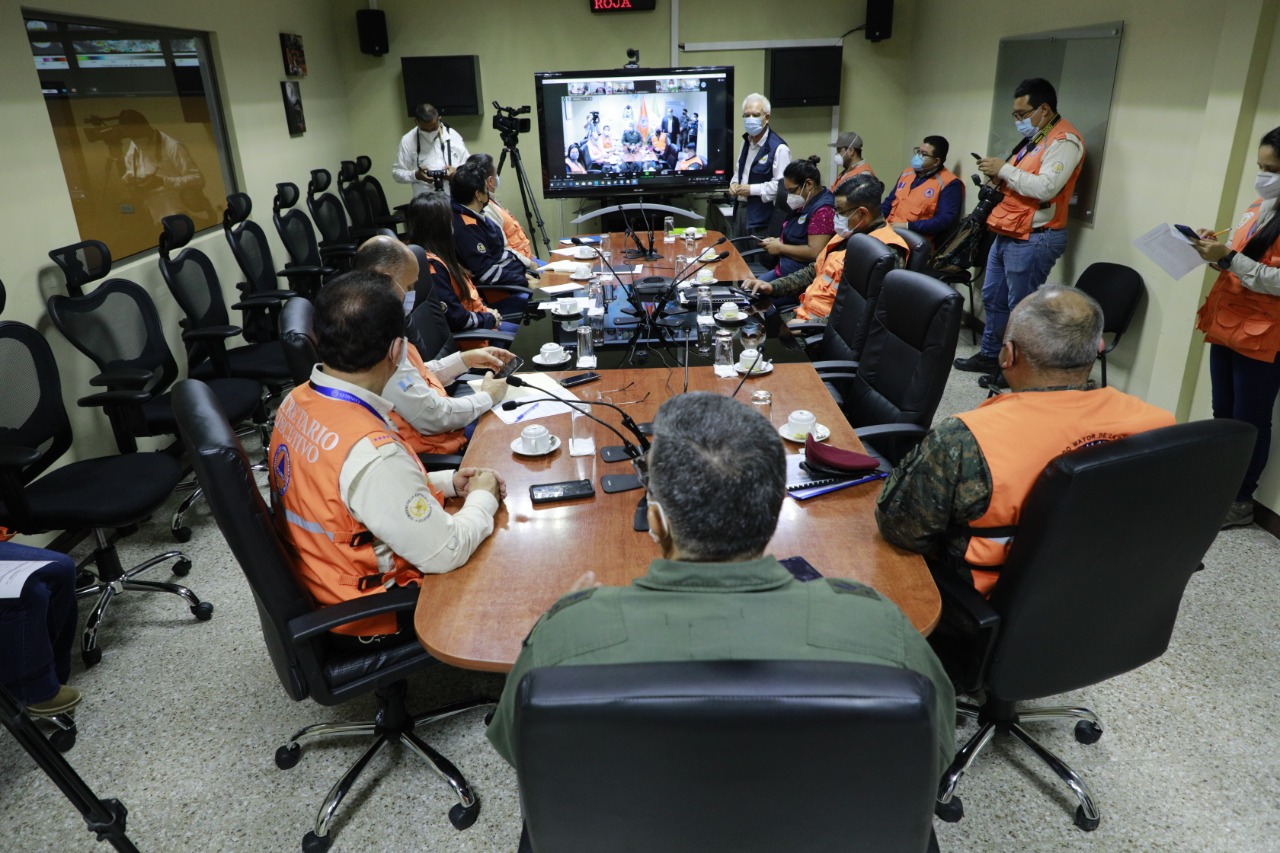 Recomiendan evacuación de comunidades ubicadas en cuencas de ríos