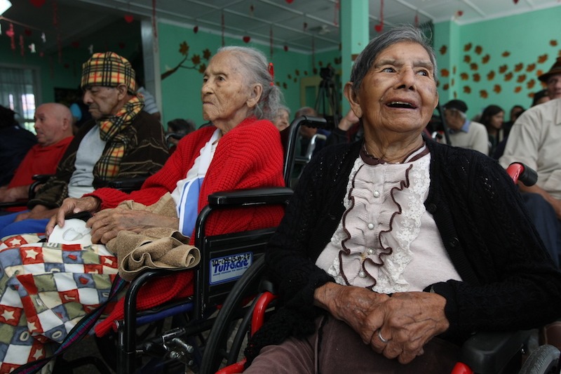 Prevén abrir 20 centros de atención para adultos mayores en 2021