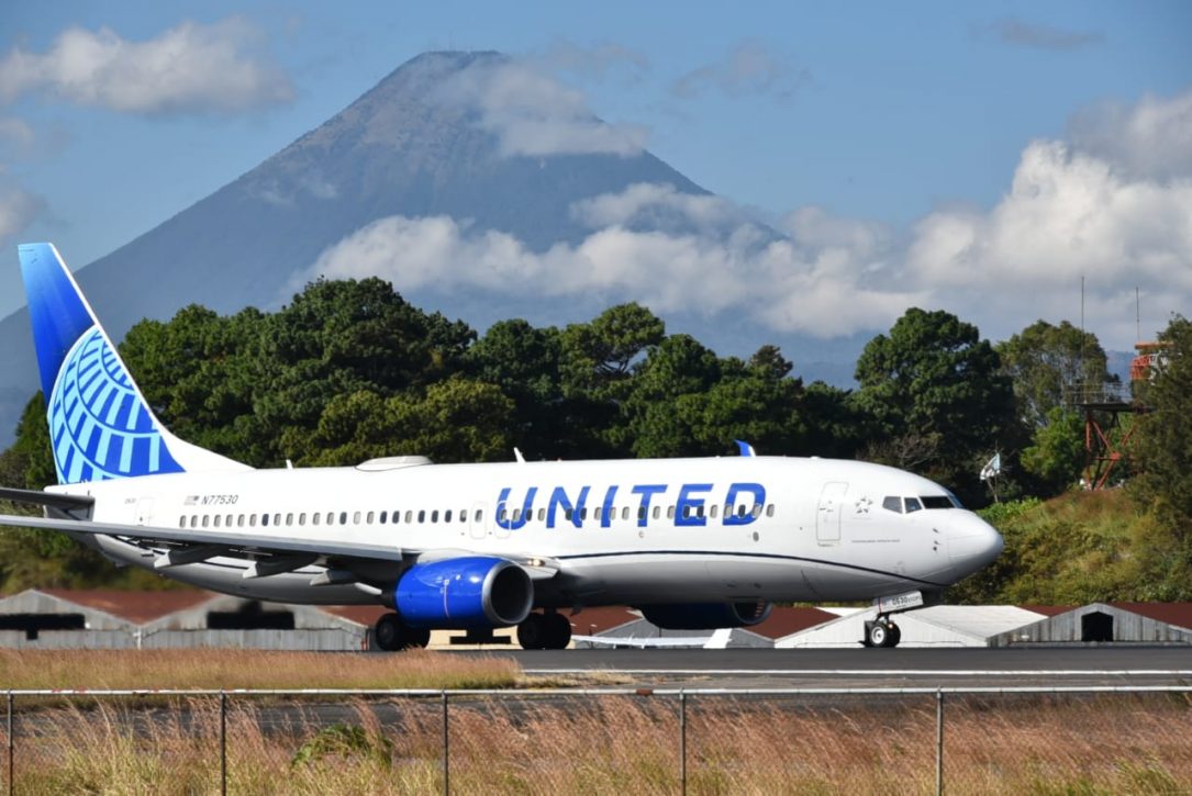 Viajeros podrán realizarse prueba de coronavirus en Aeropuerto La Aurora