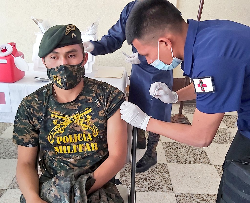 Jornada de vacunación Ejército de Guatemala