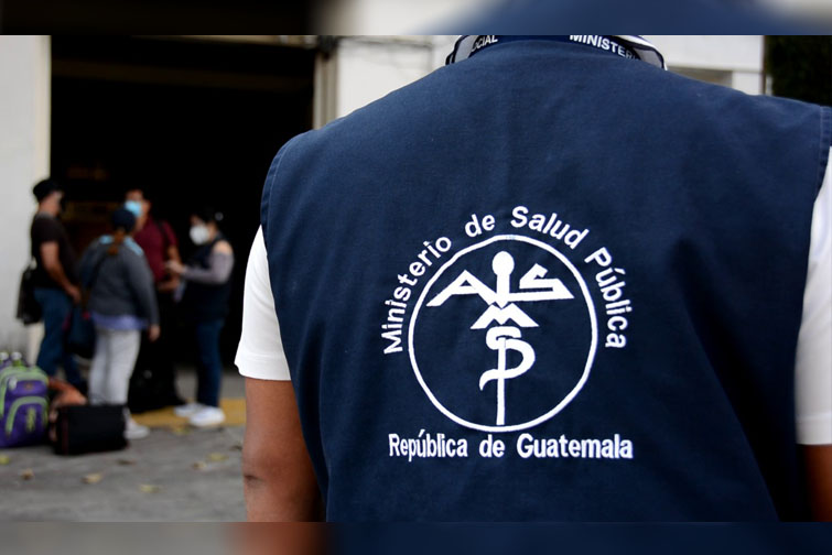 Gobierno otorga incentivo económico a 29 mil 220 trabajadores de Salud
