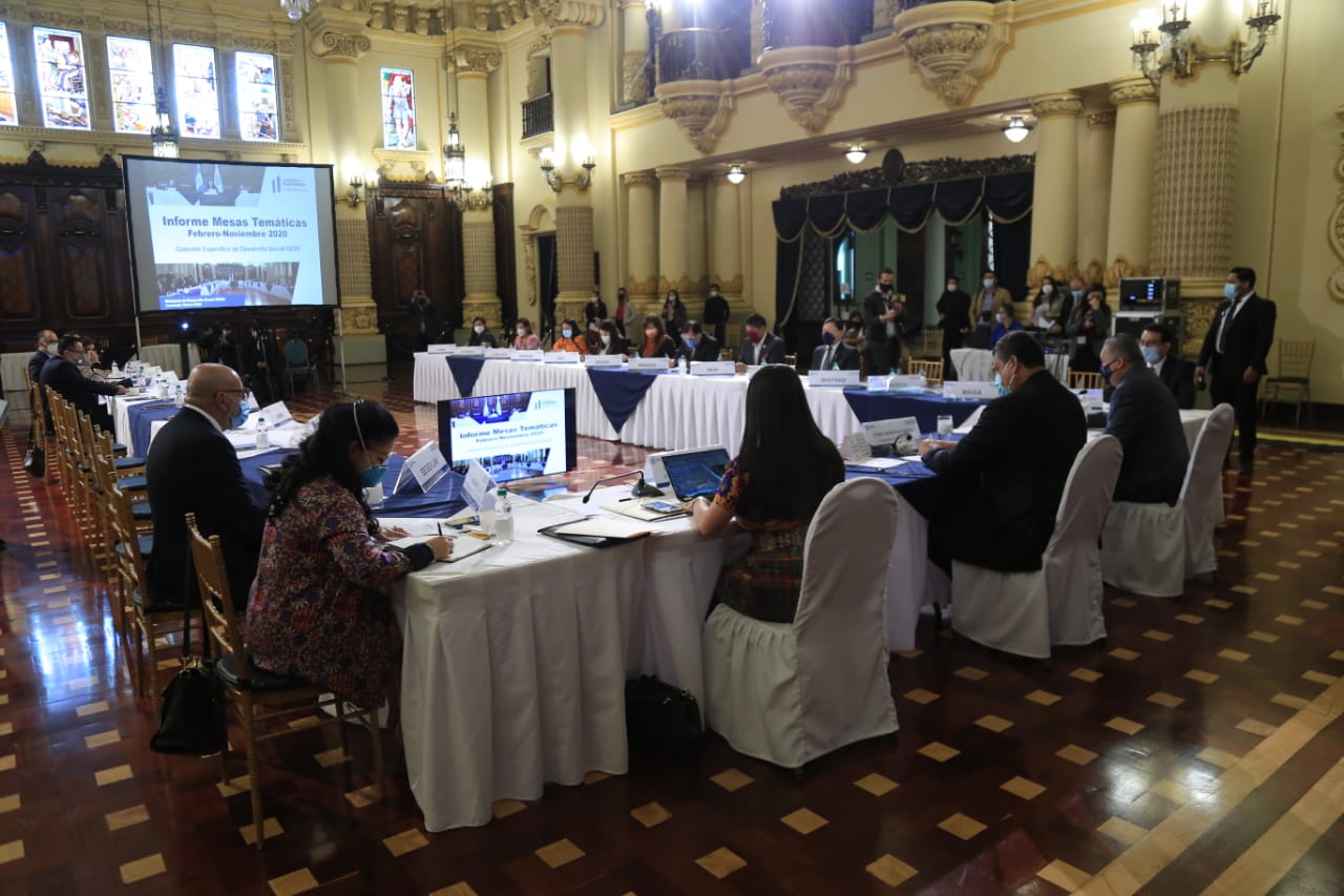 Presentan avances sobre el desarrollo social del país