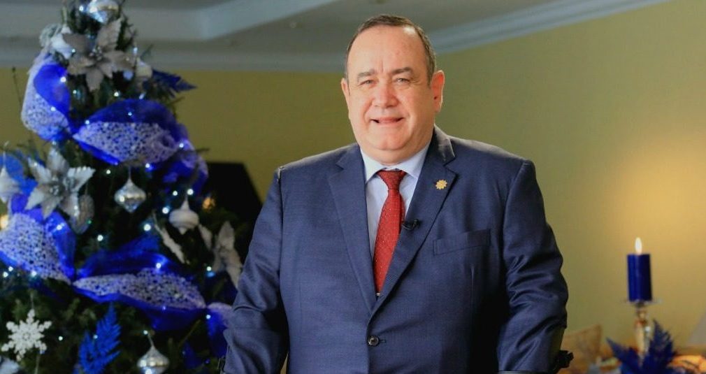 Presidente reafirma su compromiso de seguir trabajando por los guatemaltecos