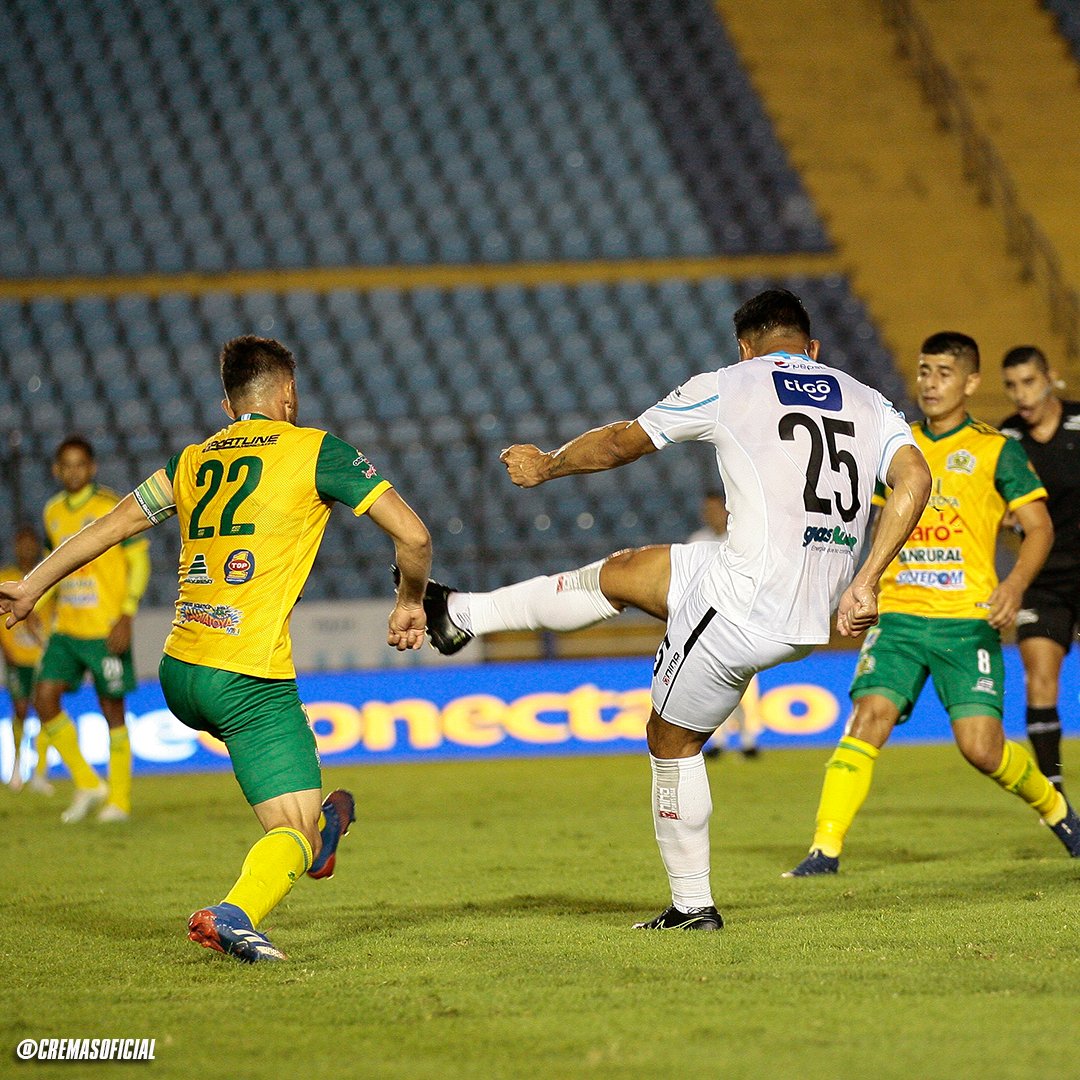 Municipal gana fase regular y Comunicaciones logra clasificar a cuartos de final