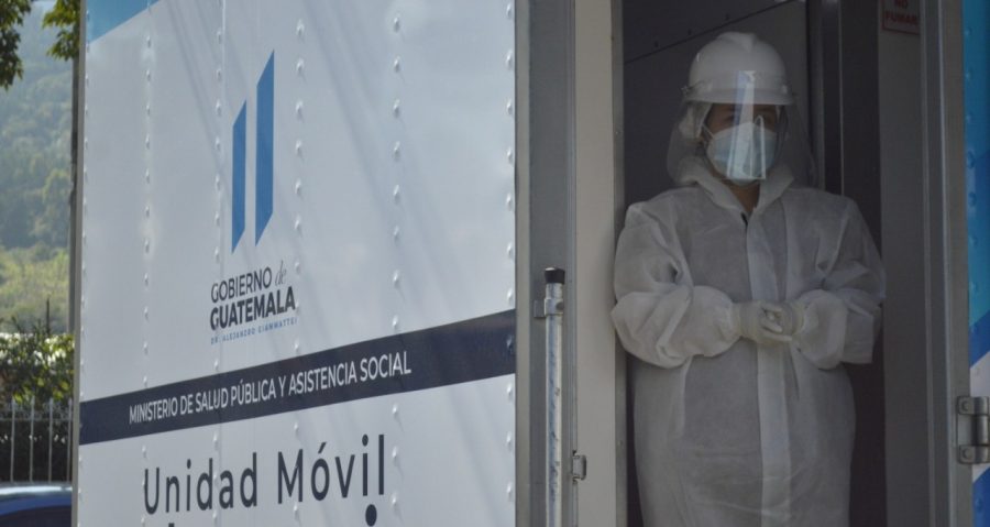 Laboratorios móviles del Ministerio de Salud llegan a 16 departamentos