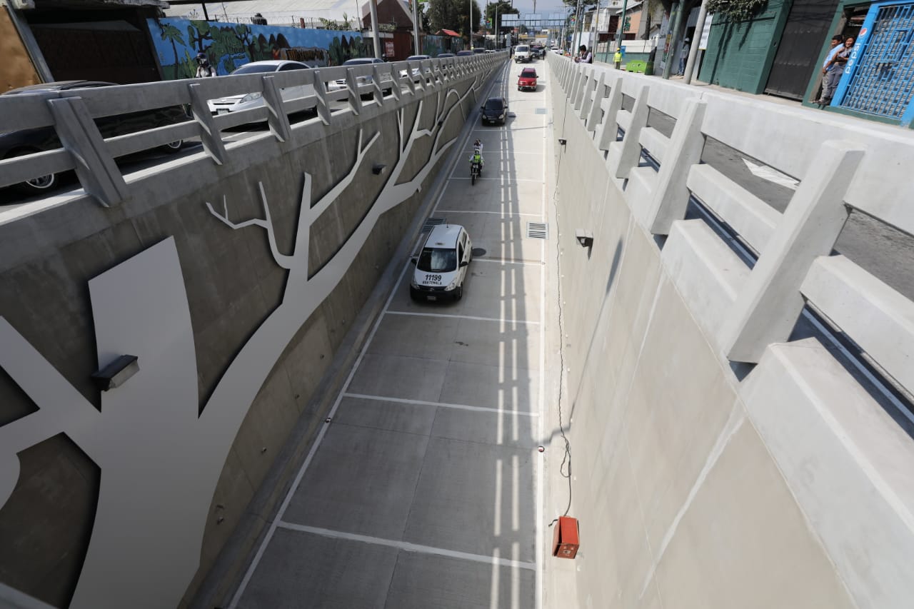 Nuevo paso a desnivel en zona 12 beneficiará a 65 mil conductores