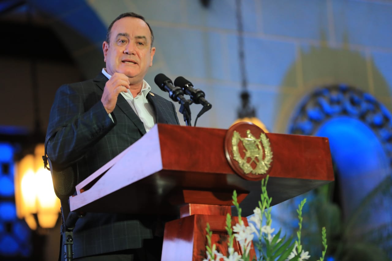 Presidente Giammattei: “Guatemala tiene como bandera el apoyo a sus migrantes”