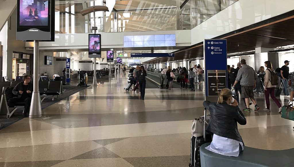 Las personas que viajen a Estados Unidos tendrán que guardar cuarentena