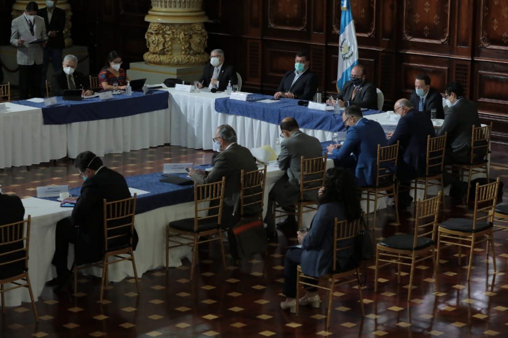 Definen metas para promover el desarrollo económico en 2021