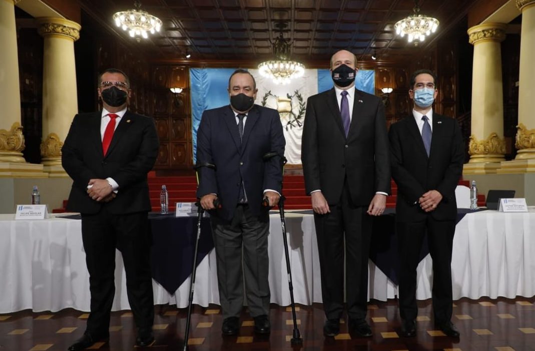 Guatemala y Estados Unidos presentan plan para fomentar desarrollo en los pueblos indígenas