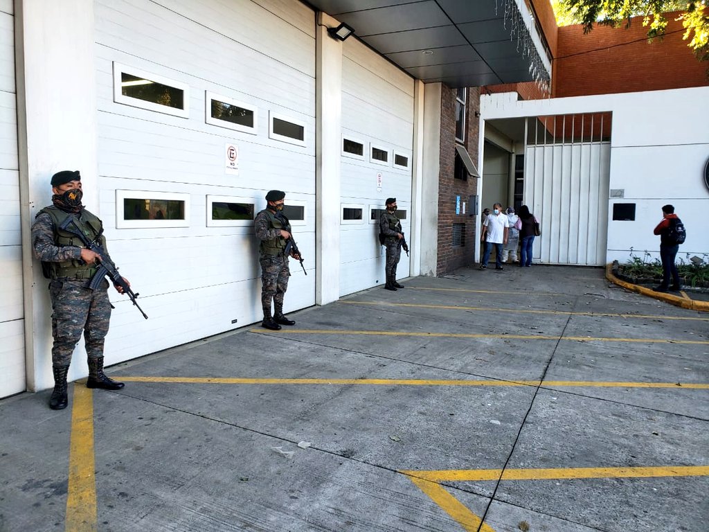 Ejército brinda seguridad en los Campamento Centro de Bienestar Respiratorio Móvil