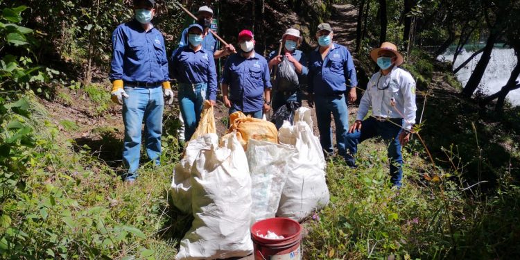 Ministerio de Ambiente cerró más de mil vertederos ilegales en 2020